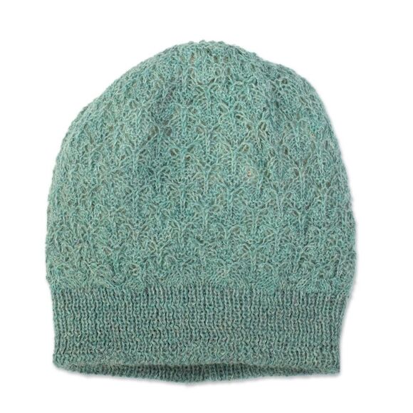 NWOT Novica Green *ALPACA* Super-soft Beanie Hat - Picture 1 of 6
